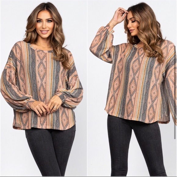 LAST ONE: USA Made Aztec printed long sleeved women’s comfy fall blouse top - Picture 2 of 3